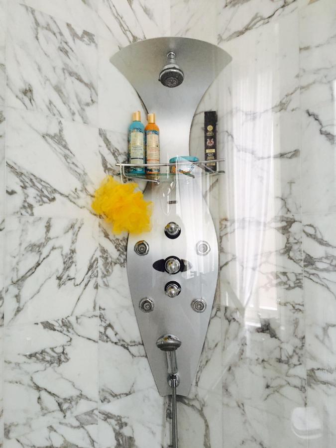Villa Castiglioni Luxury Apartment Laglio Room photo